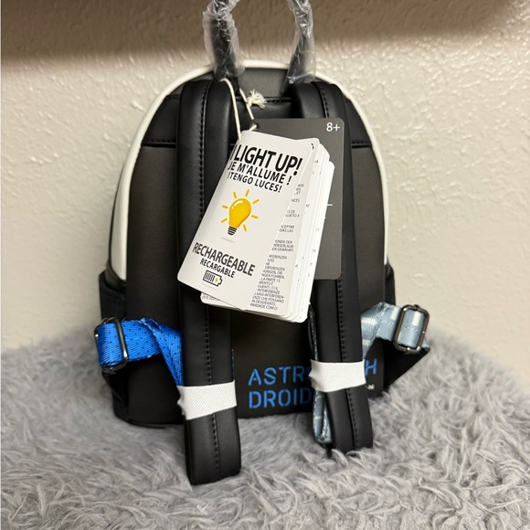 Loungefly Light Up R2-D2 Mini Backpack - Picture 3 of 6